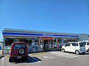 【コンビニエンスストア】ローソン新居浜新須賀町店まで305ｍ
