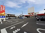 【ドラッグストア】ツルハドラッグ 朝倉店まで1600ｍ