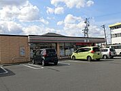 【コンビニエンスストア】セブンイレブン 大垣島里1丁目まで700ｍ