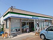 【コンビニエンスストア】ファミリーマート 富山岩瀬浜店まで550ｍ