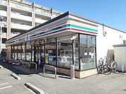 【コンビニエンスストア】セブンイレブン大橋町店まで300ｍ