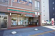 【コンビニエンスストア】セブンイレブン八潮駅北口店まで39ｍ