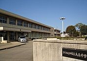 【中学校】市立大島中学校まで450ｍ