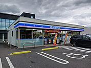 【コンビニエンスストア】ローソン御幸三丁目店まで447ｍ