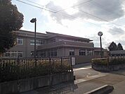 【小学校】岩瀬小学校まで270ｍ