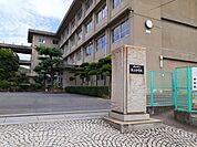 【中学校】誠之中学校まで1600ｍ
