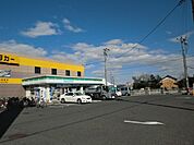 【コンビニエンスストア】ファミリーマート桑名安永店まで300ｍ