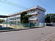 【小学校】三豊市立勝間小学校まで1300ｍ