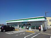 【コンビニエンスストア】ファミリーマート丸亀郡家店まで400ｍ