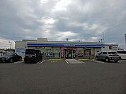 【コンビニエンスストア】ローソン東かがわ三本松店さんまで650ｍ