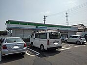 【コンビニエンスストア】ファミリーマート丸亀山北町店まで750ｍ