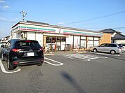 【コンビニエンスストア】セブンイレブン防府新橋店まで550ｍ
