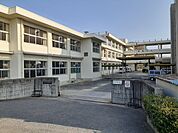 【中学校】幸千中学校まで450ｍ