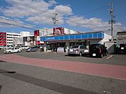 【コンビニエンスストア】ローソン桑名安永店まで120ｍ