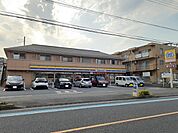 【コンビニエンスストア】ミニストップ　鉄道博物館前店まで220ｍ