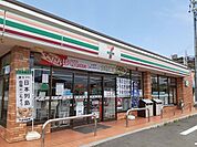 【コンビニエンスストア】セブンイレブン鈴鹿江島町店まで400ｍ
