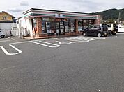 【コンビニエンスストア】セブンイレブン鳥栖古賀町店まで590ｍ