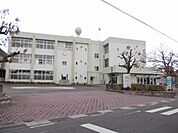 【小学校】甲南第一小学校まで2281ｍ