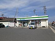 【コンビニエンスストア】ファミリーマート 築館源光店まで120ｍ