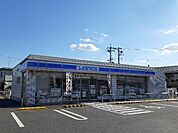 【コンビニエンスストア】ローソン東近江宮荘町店様まで550ｍ