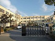 【小学校】治田小学校まで1837ｍ