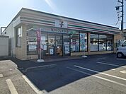 【コンビニエンスストア】セブンイレブン友部旭町西原店まで400ｍ