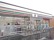 【コンビニエンスストア】セブンイレブン筑西西方店まで700ｍ