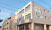 【小学校】旭川市立知新小学校まで210ｍ