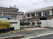 【小学校】井手町立井手小学校まで850ｍ