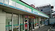 【コンビニエンスストア】ファミリーマート 我如古2丁目まで750ｍ