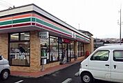 【コンビニエンスストア】セブンイレブン飯坂八景店まで650ｍ