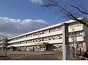【小学校】岳下小学校まで1100ｍ