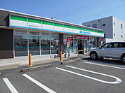 【コンビニエンスストア】ファミリーマート湯川町財部店様まで300ｍ