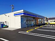 【コンビニエンスストア】ローソン新涯町5丁目店まで800ｍ