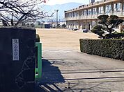 【小学校】箕島小学校まで1300ｍ
