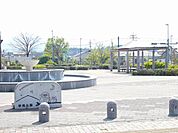 【公園】駅南公園まで500ｍ