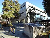 【図書館】長野市立長野図書館まで1400ｍ