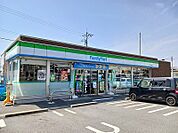 【コンビニエンスストア】ファミリーマート富士天間高屋店まで550ｍ