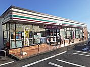 【コンビニエンスストア】セブンイレブン富士市厚原店まで550ｍ