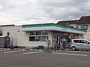 【コンビニエンスストア】ファミリーマート轟公園入口店まで300ｍ