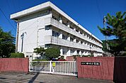 【小学校】西予市立中川小学校様まで800ｍ