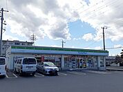【コンビニエンスストア】ファミリーマート田彦店まで514ｍ