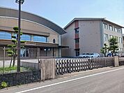 【小学校】北方町立南学園まで800ｍ