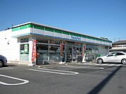 【コンビニエンスストア】ファミリーマート日野屋伊勢崎南まで450ｍ