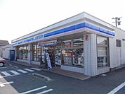 【コンビニエンスストア】ローソン名張松崎町店様まで450ｍ