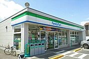 【コンビニエンスストア】ファミリーマート鶴市明見店さんまで450ｍ