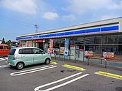 【コンビニエンスストア】ローソン新居浜駅南店まで750ｍ