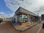【コンビニエンスストア】セブンイレブン燕南7丁目店まで750ｍ