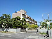【小学校】丸亀市立城辰小学校まで2200ｍ