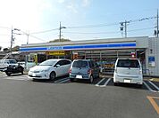 【コンビニエンスストア】ローソン神辺湯野店まで700ｍ